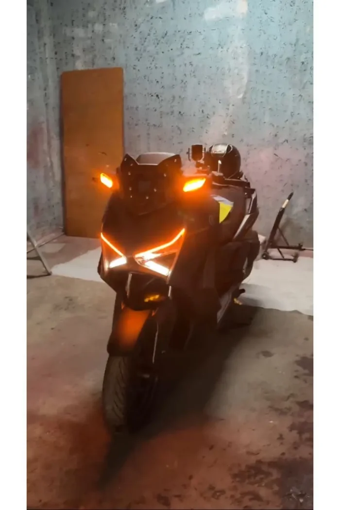 LED Motosiklet Aydınlatma Sis Lambası Skull Tasarımlı 3 Modlu 12V-24V Yüksek Performanslı Far 2 Adet - Görsel 2